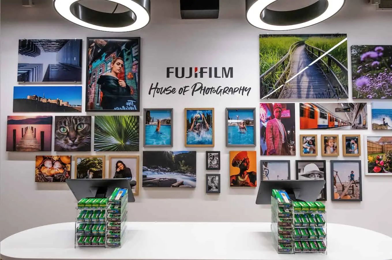 FUJIFILM