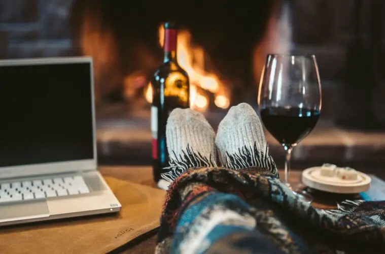 pexels-taryn-elliott-wine