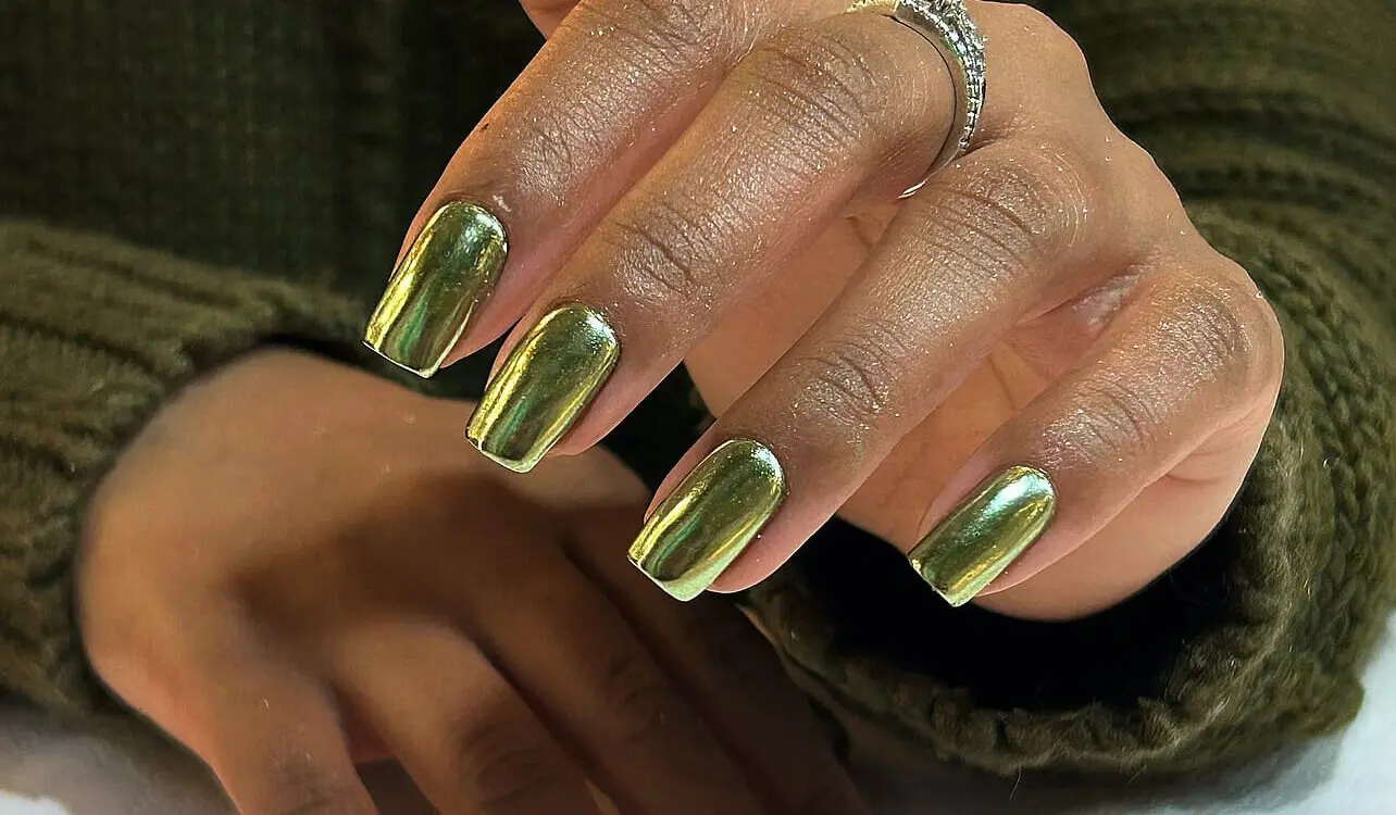 Chrome Manicure