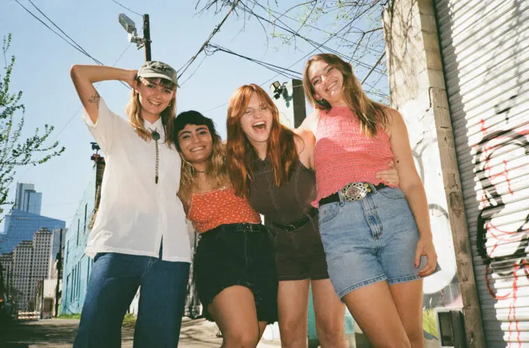 Aussie indie darlings Betty Taylor return swinging with ‘Sucker Punch’— with a punchy new track, playful video