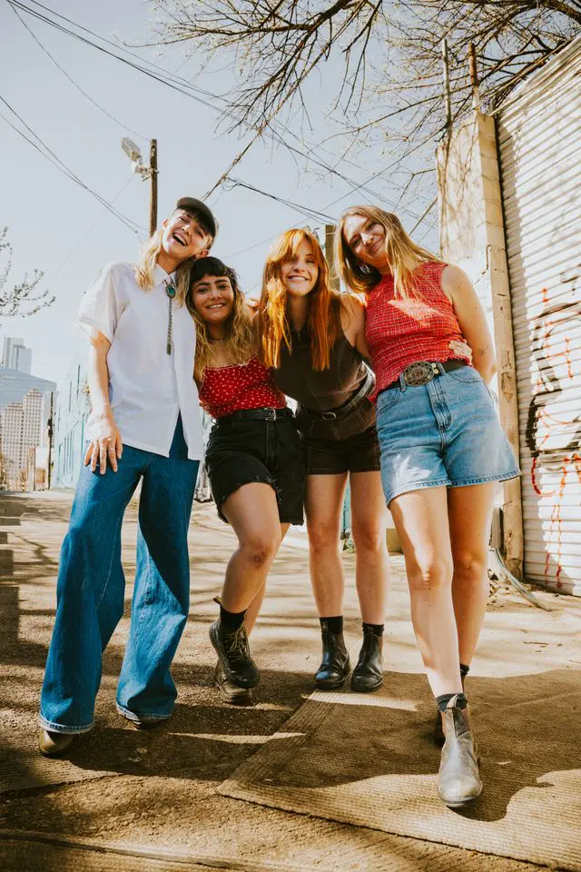 Aussie indie darlings Betty Taylor return swinging with ‘Sucker Punch’— with a punchy new track, playful video