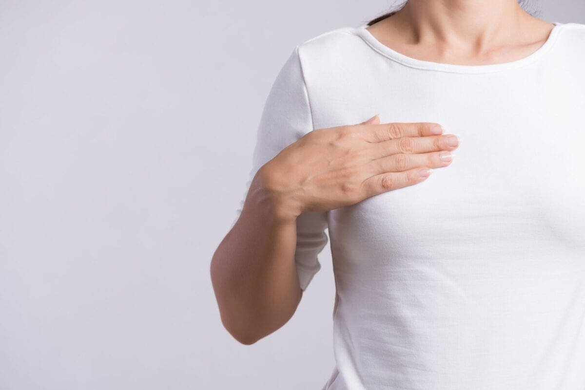 6 Signs and Symptoms Something Isn't Right With Your Breasts