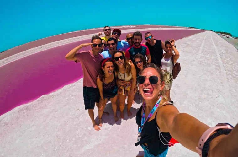 WeRoad Launches a Month-Long Black Friday Bonanza